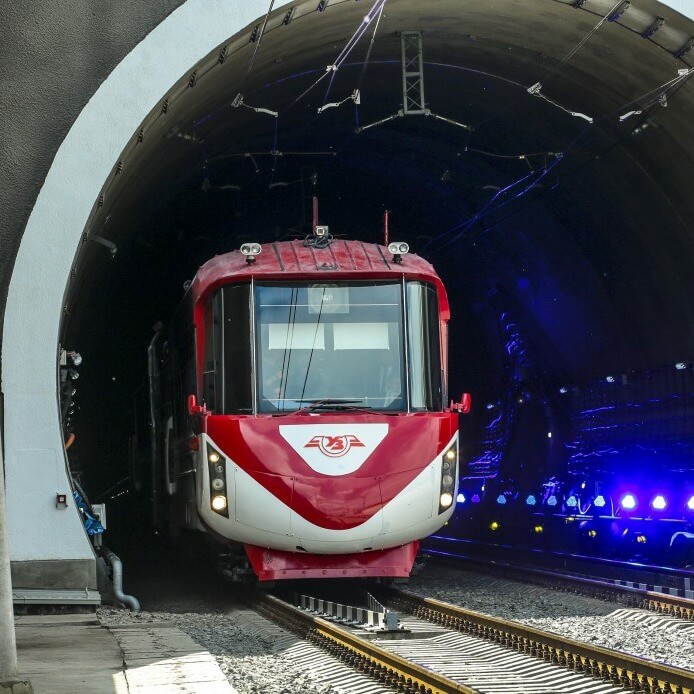 Фотография Бескидский туннель в Карпатах